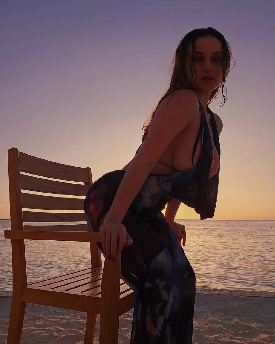 Sexy girl Miranda Faith nude in Ipoh